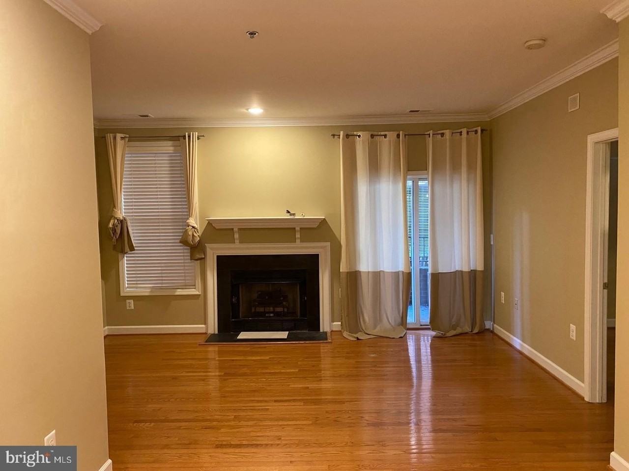 2330 14th St N #104 - Photo 2 of 16