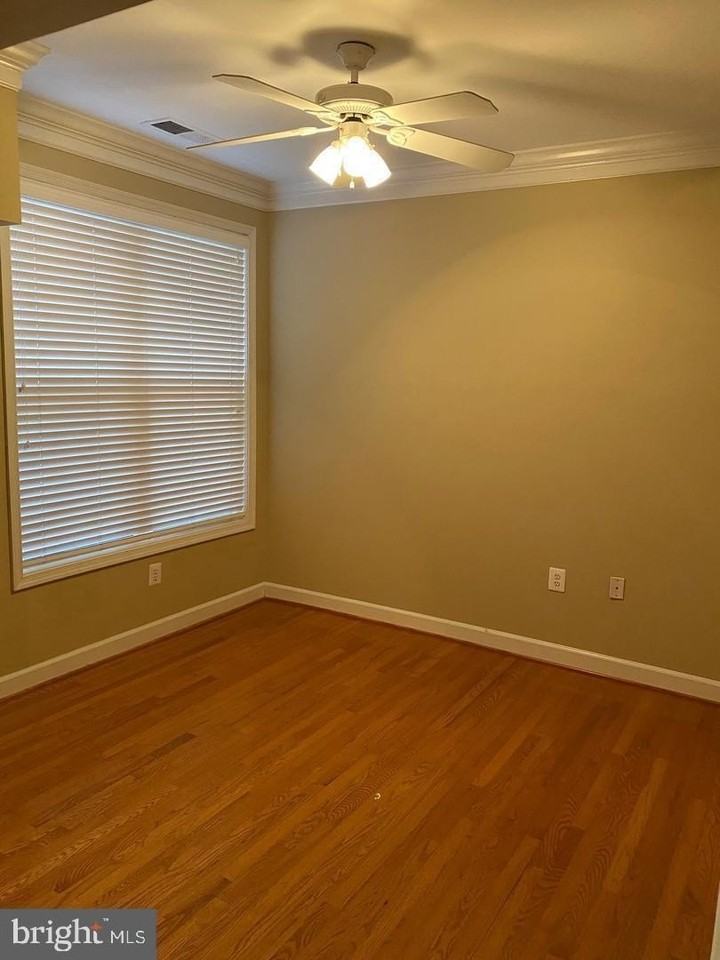2330 14th St N #104 - Photo 5 of 16