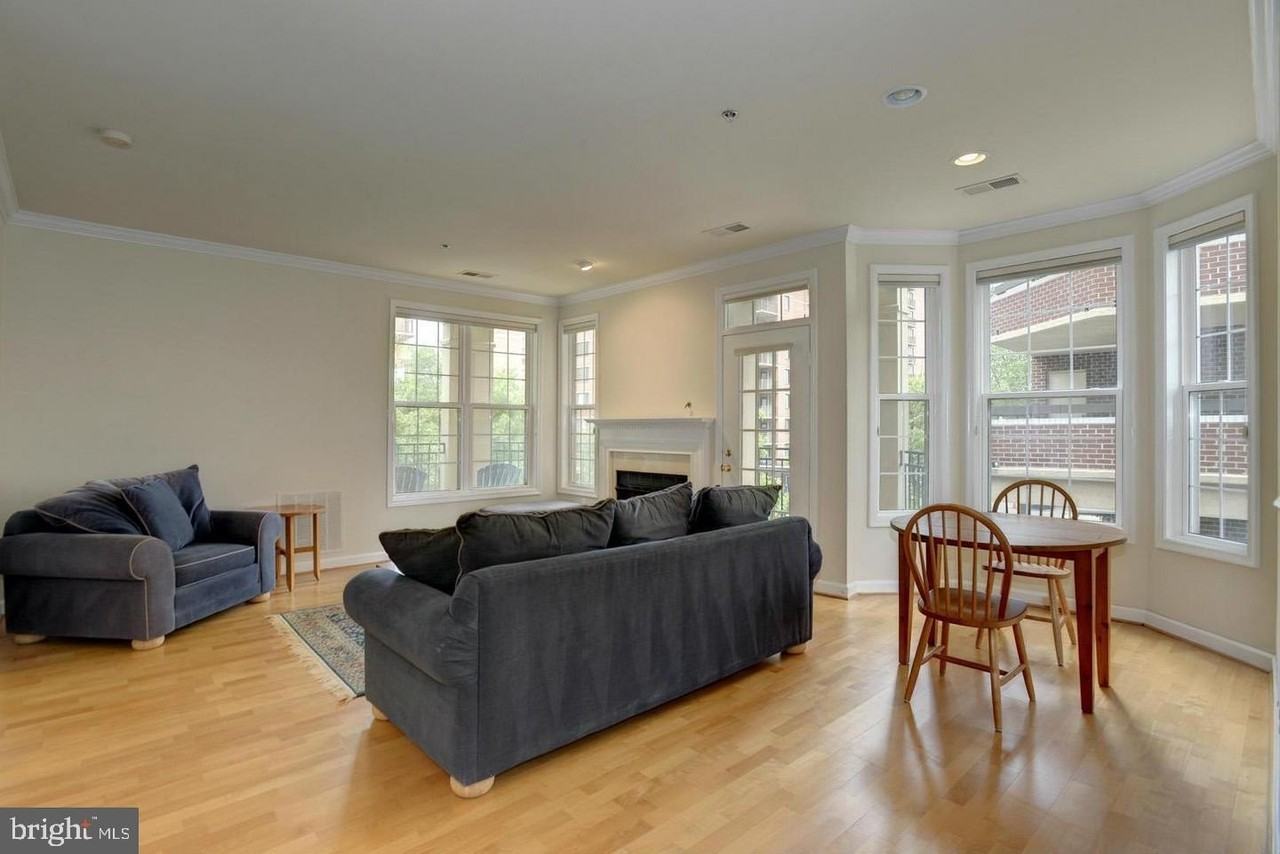 1320 N Wayne St #307 - Photo 5 of 25