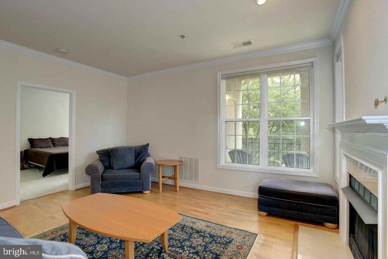 1320 N Wayne St #307 - Photo 7 of 25