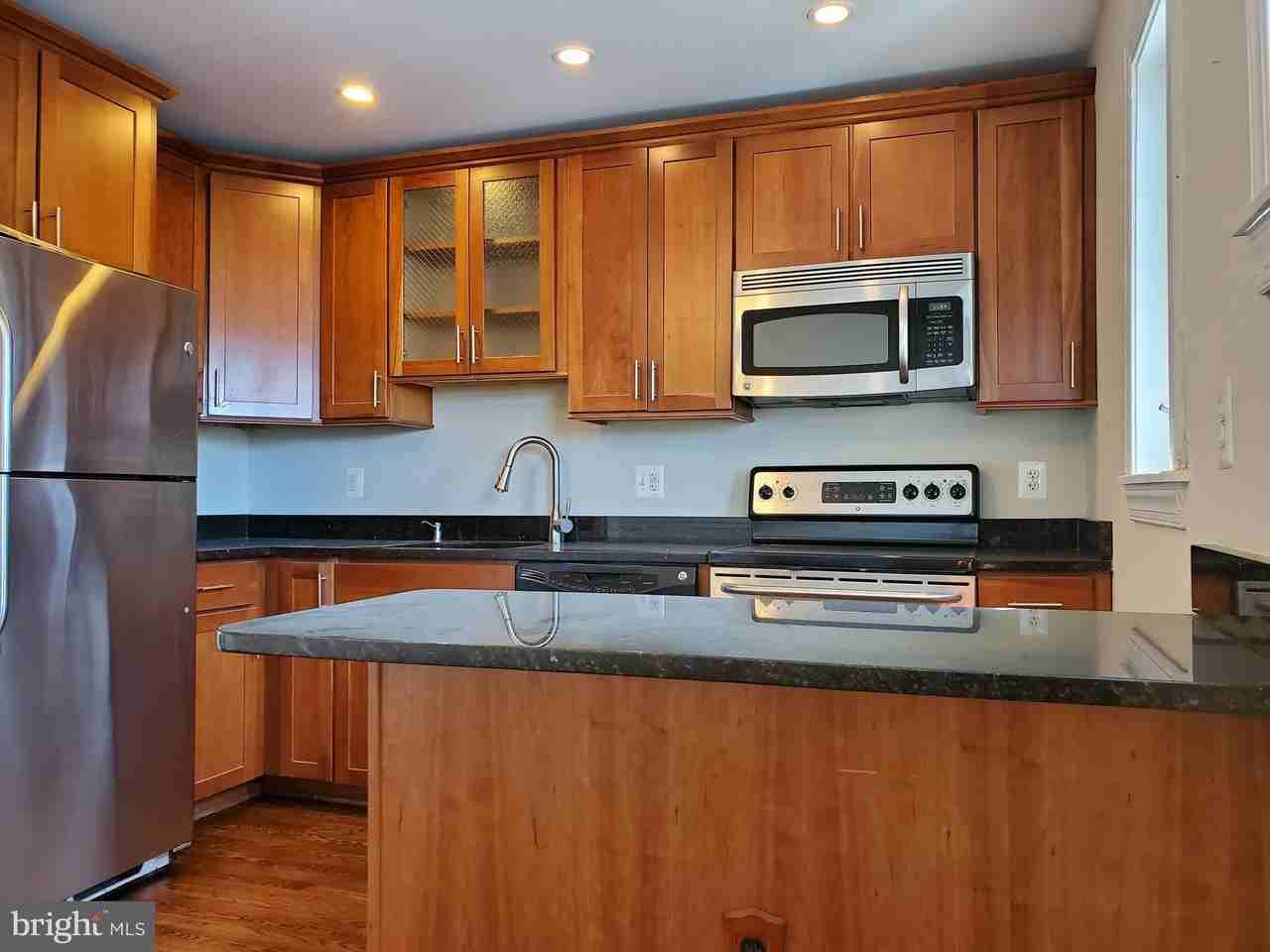 206 E Windsor Ave #303 - Photo 3 of 13