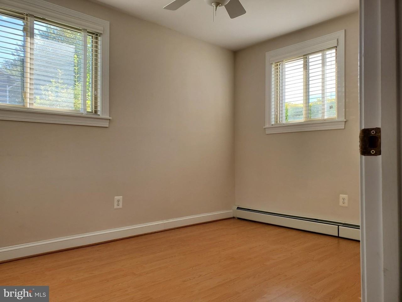 206 E Windsor Ave #303 - Photo 5 of 13