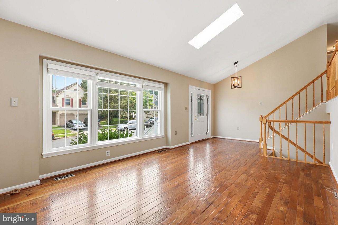 7690 Green Garland Dr - Photo 2 of 21