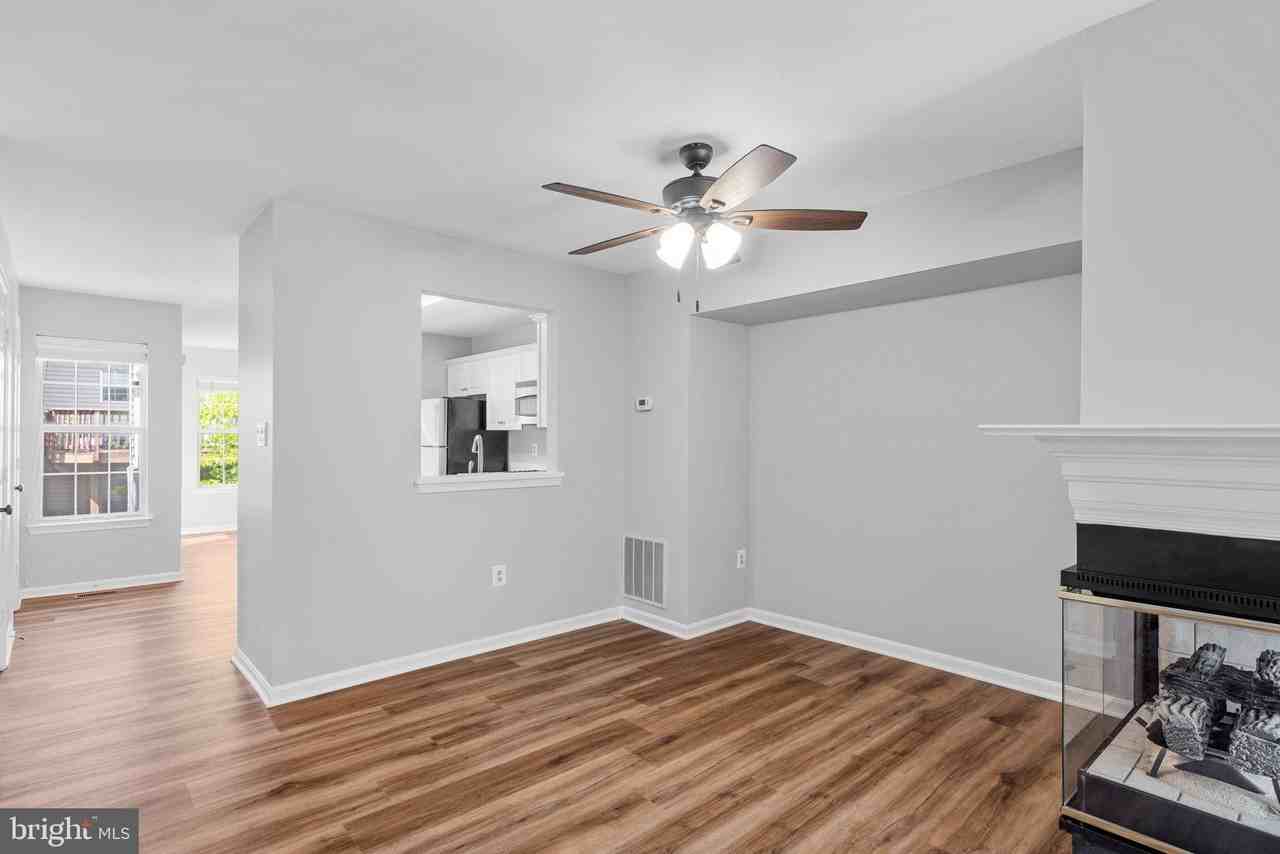13126 Plotner Farm Rd - Photo 7 of 26