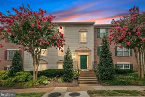 featured image of 12107 Green Ledge Ct #102