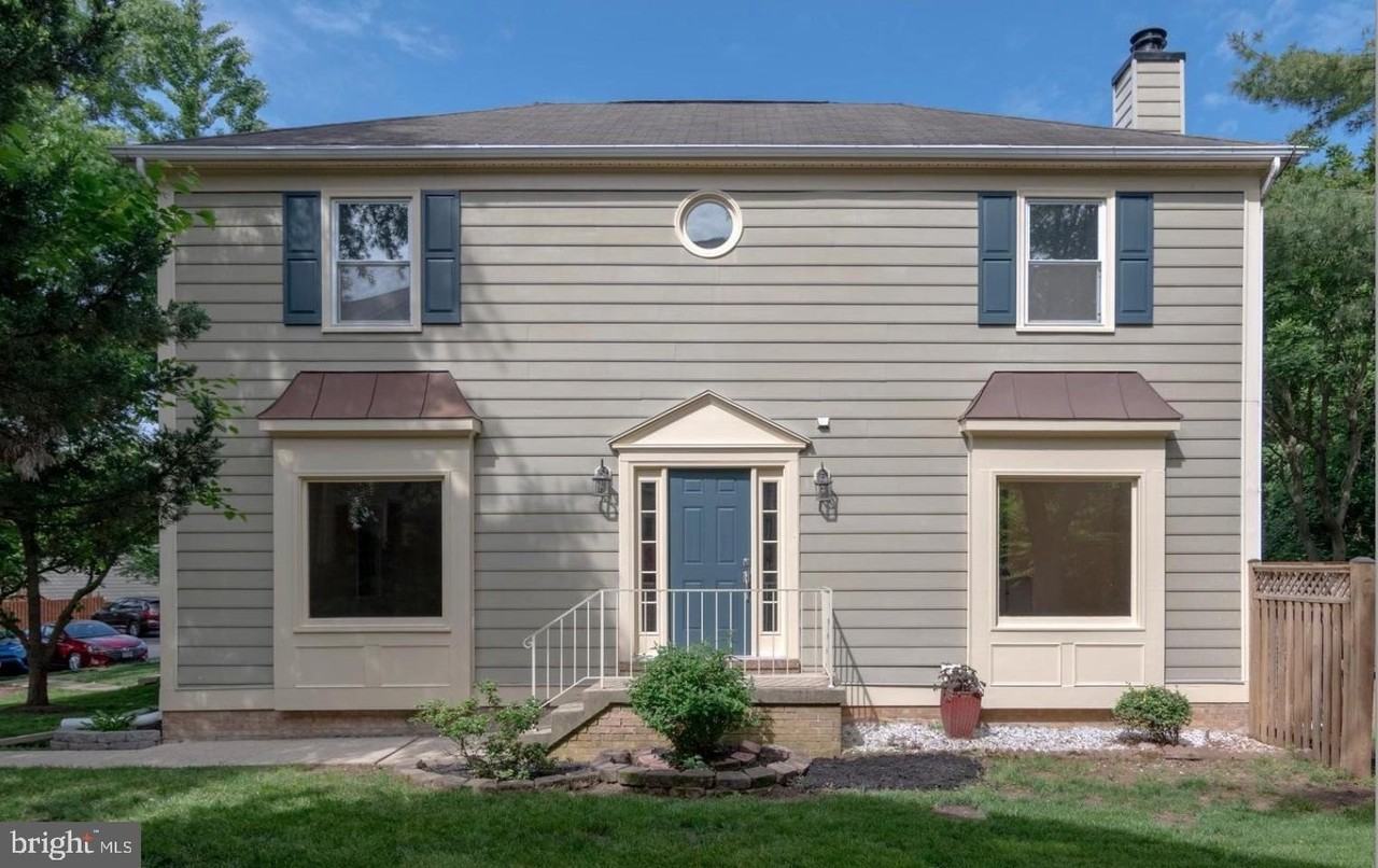 6120 Old Brentford Ct - Photo 3 of 49