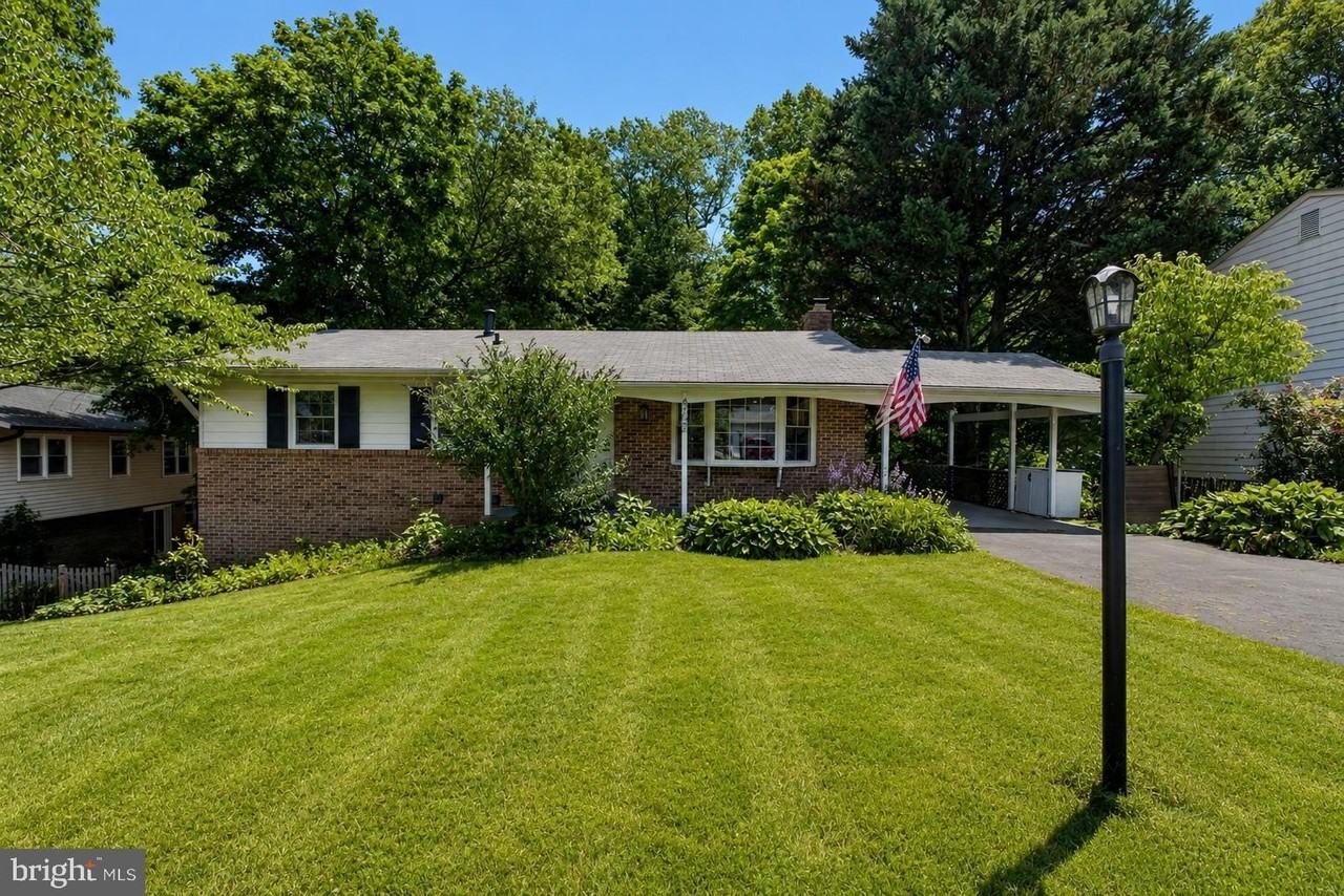 4752 Carterwood Dr - Photo 2 of 42