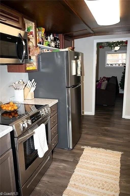 3912 Martin Ave - Photo 4 of 7