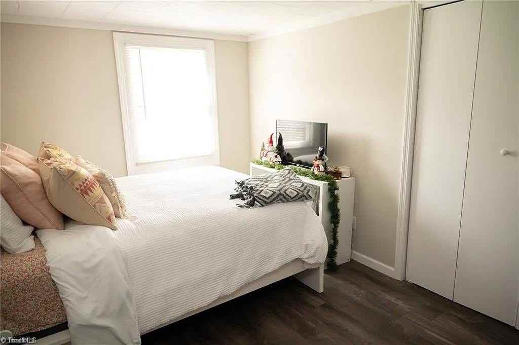 3912 Martin Ave - Photo 5 of 7