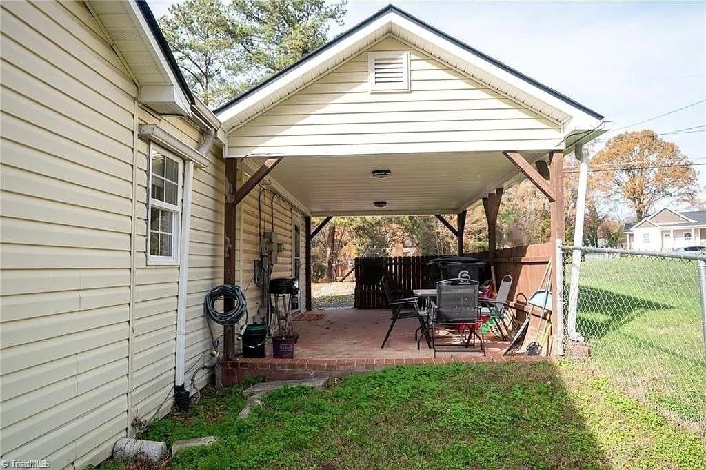 3912 Martin Ave - Photo 7 of 7
