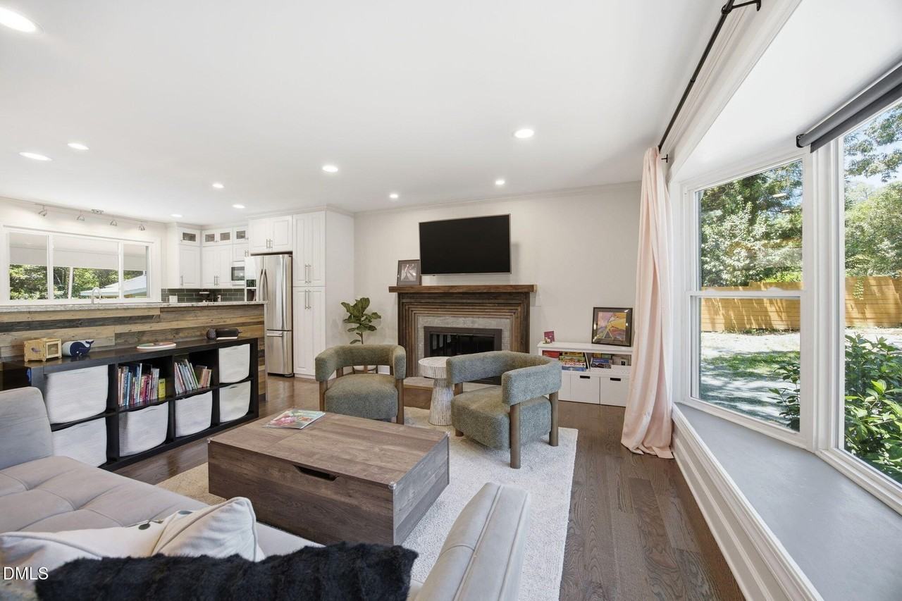 603A N Estes Dr - Photo 5 of 50