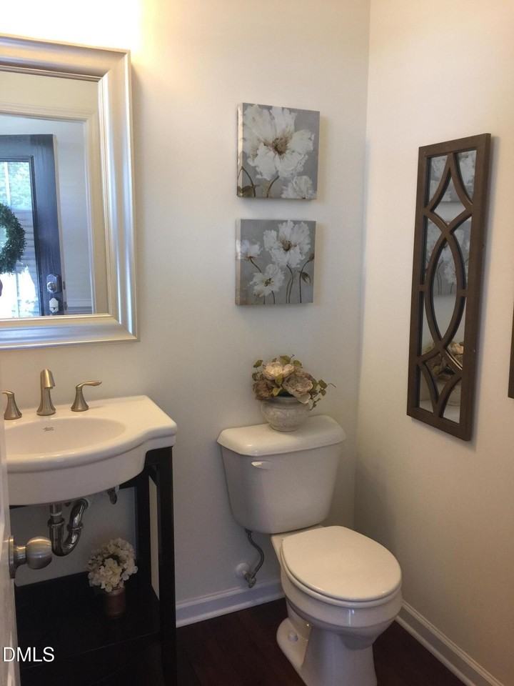 637 Briarcliff St - Photo 4 of 19
