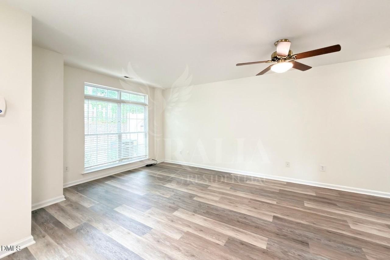 3021 Barrymore St #111 - Photo 4 of 25