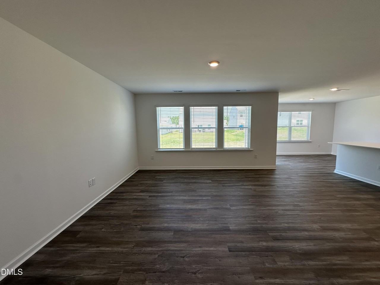 250 Bay Laurel Dr - Photo 6 of 30