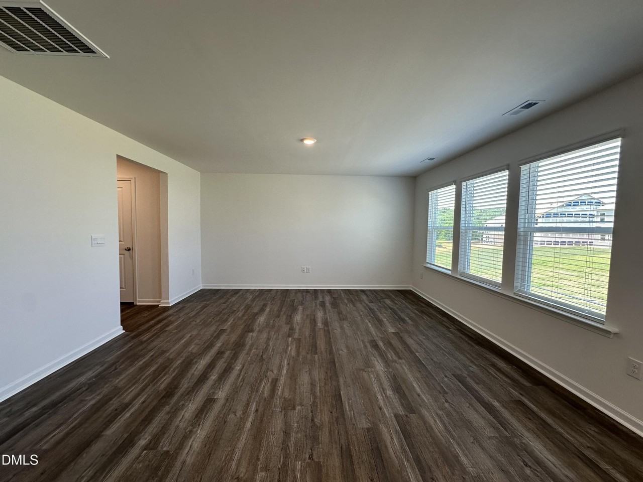 250 Bay Laurel Dr - Photo 7 of 30