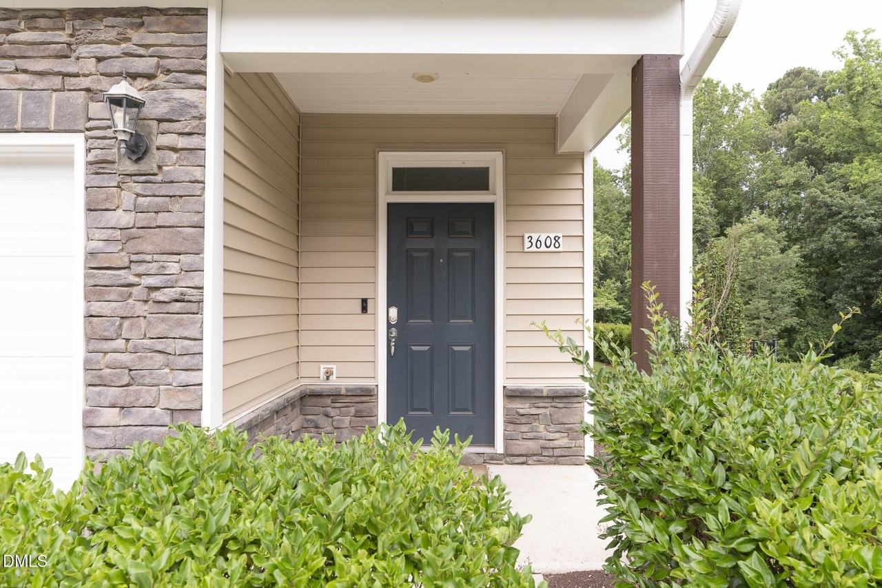 3608 Water Mist Ln - Photo 4 of 35