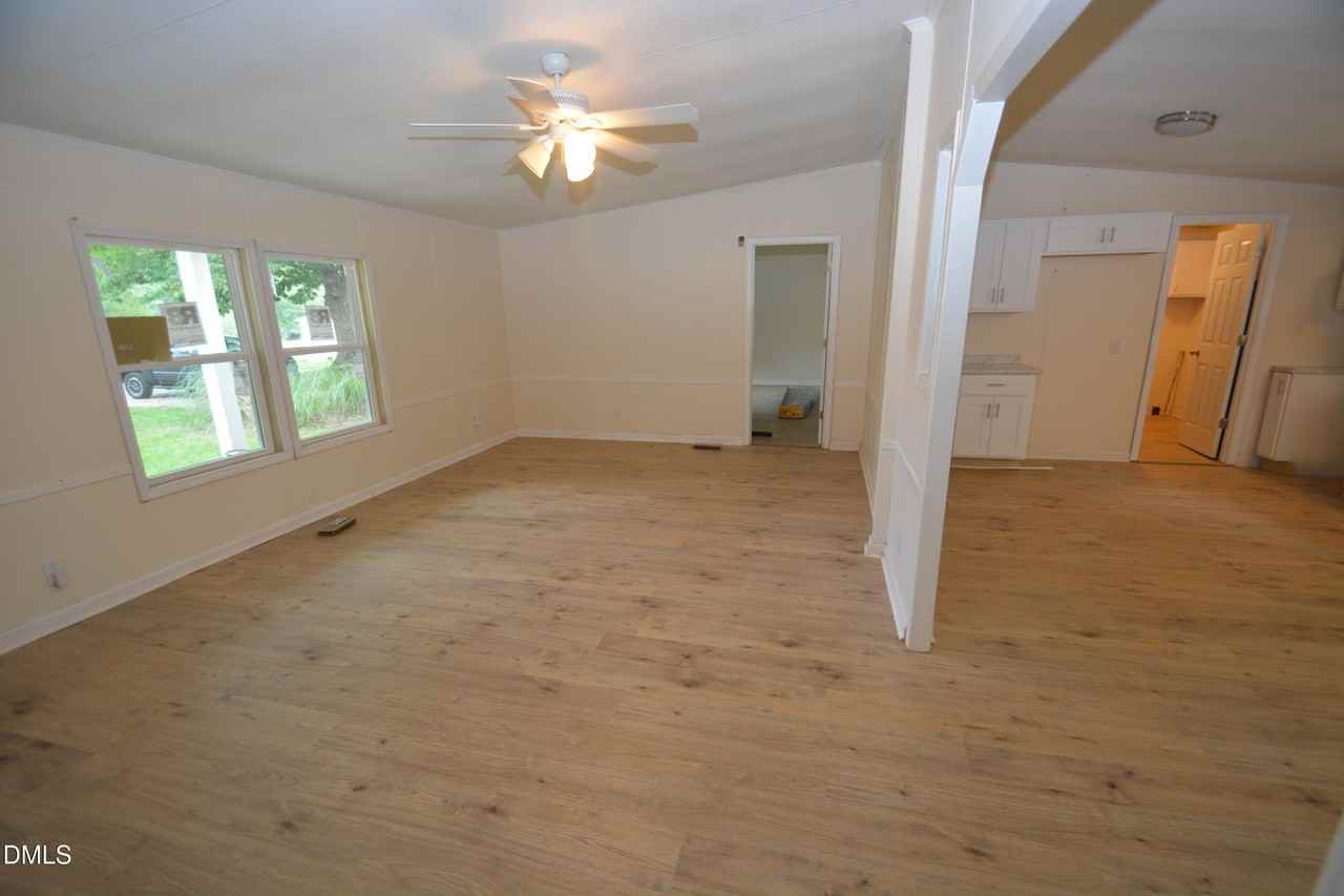 7005 Hodge Rd - Photo 3 of 11
