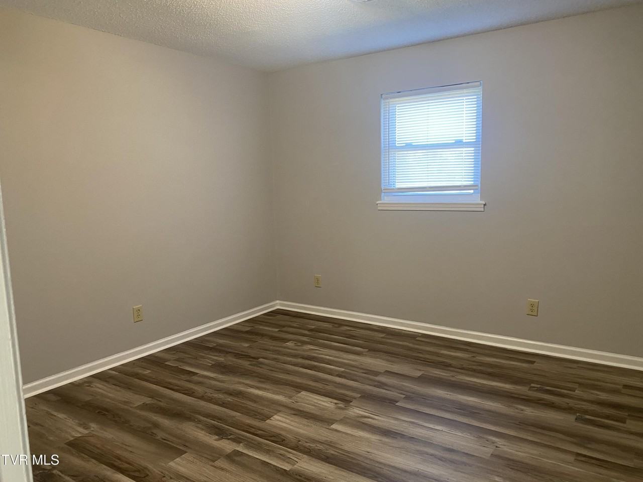 155 Mays St #3 - Photo 5 of 8