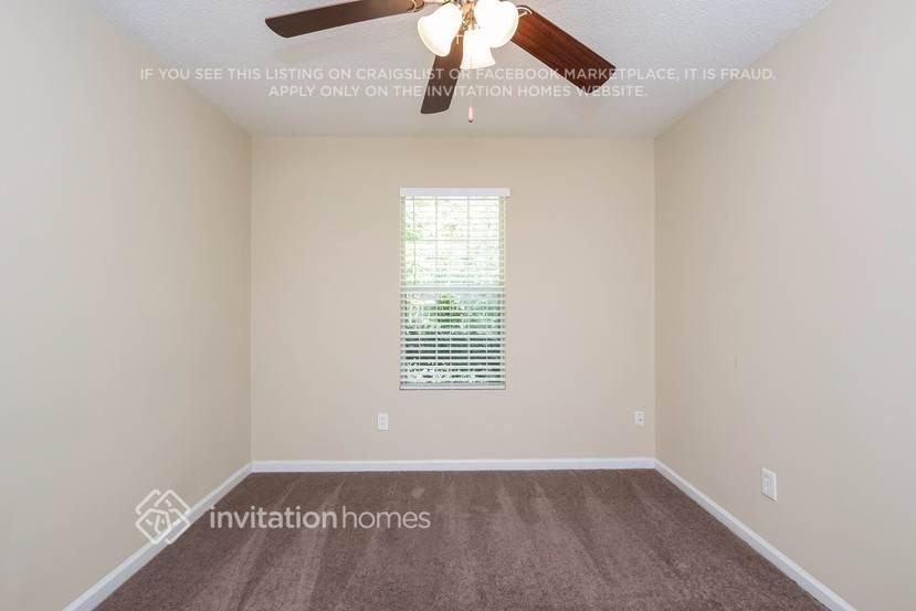 1830 Killarney Dr Sw - Photo 4 of 9