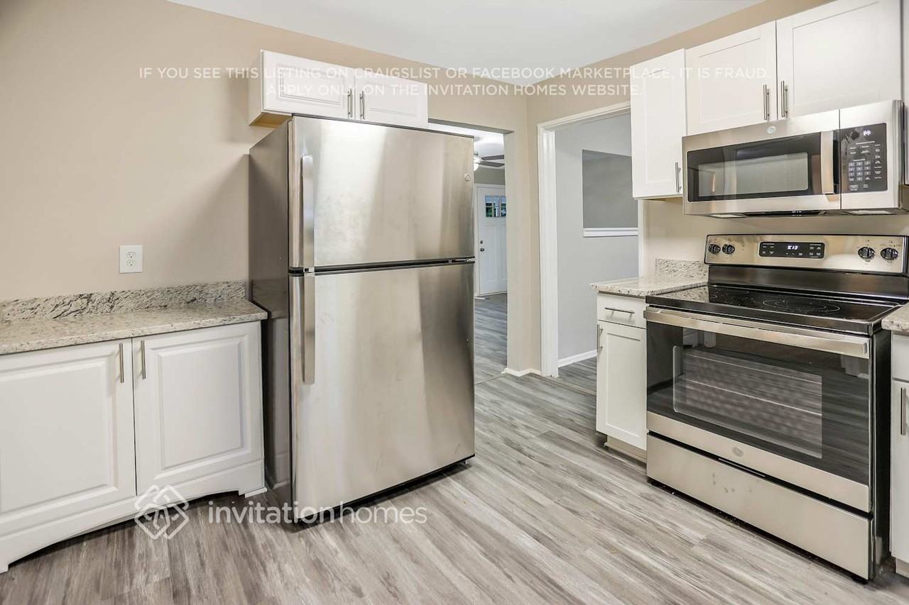3473 Pinehill Dr - Photo 5 of 18