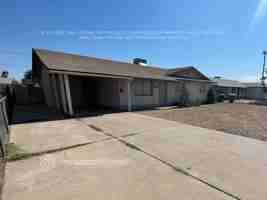 featured image of 823 W 17th Pl
