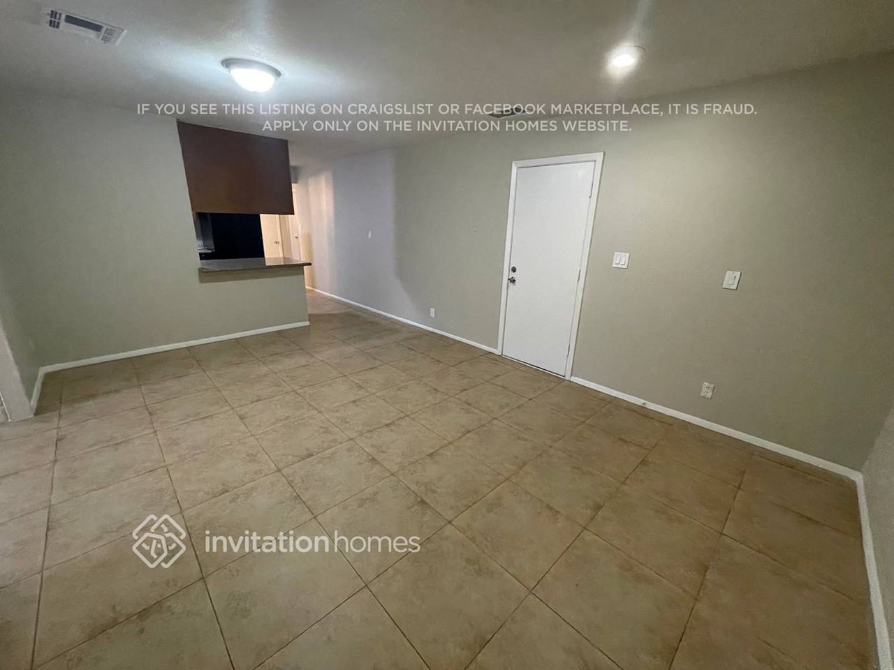 823 W 17th Pl - Photo 4 of 14