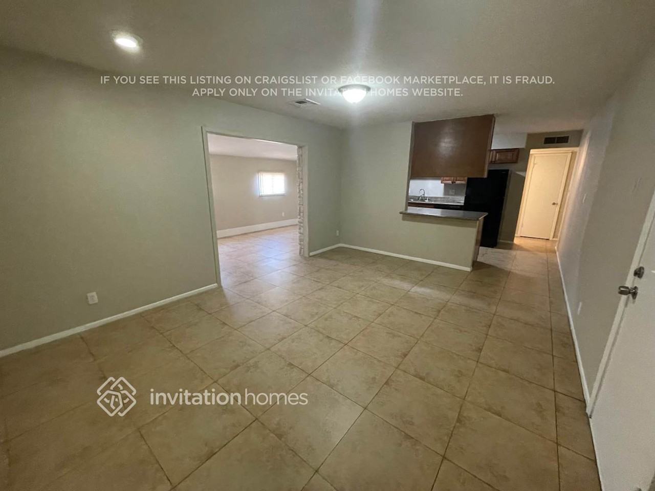 823 W 17th Pl - Photo 5 of 14