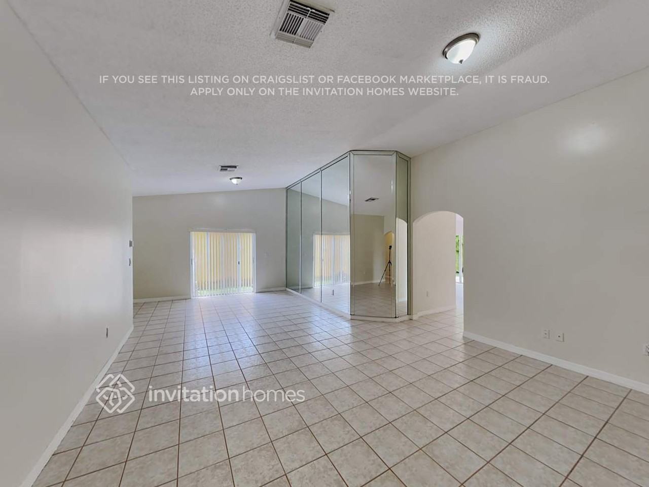 957 Nw 128th Pl - Photo 3 of 18