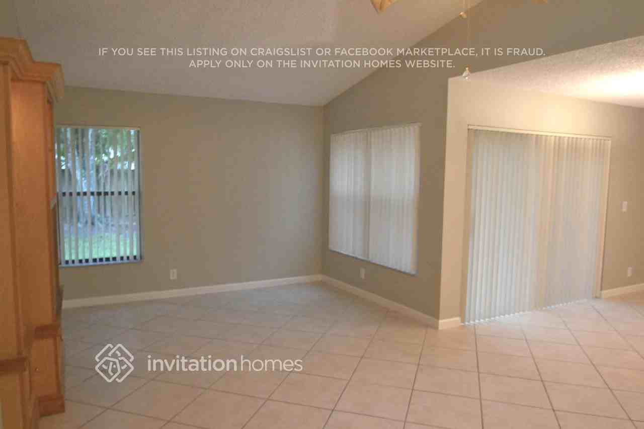 39 Forest Cir - Photo 4 of 11