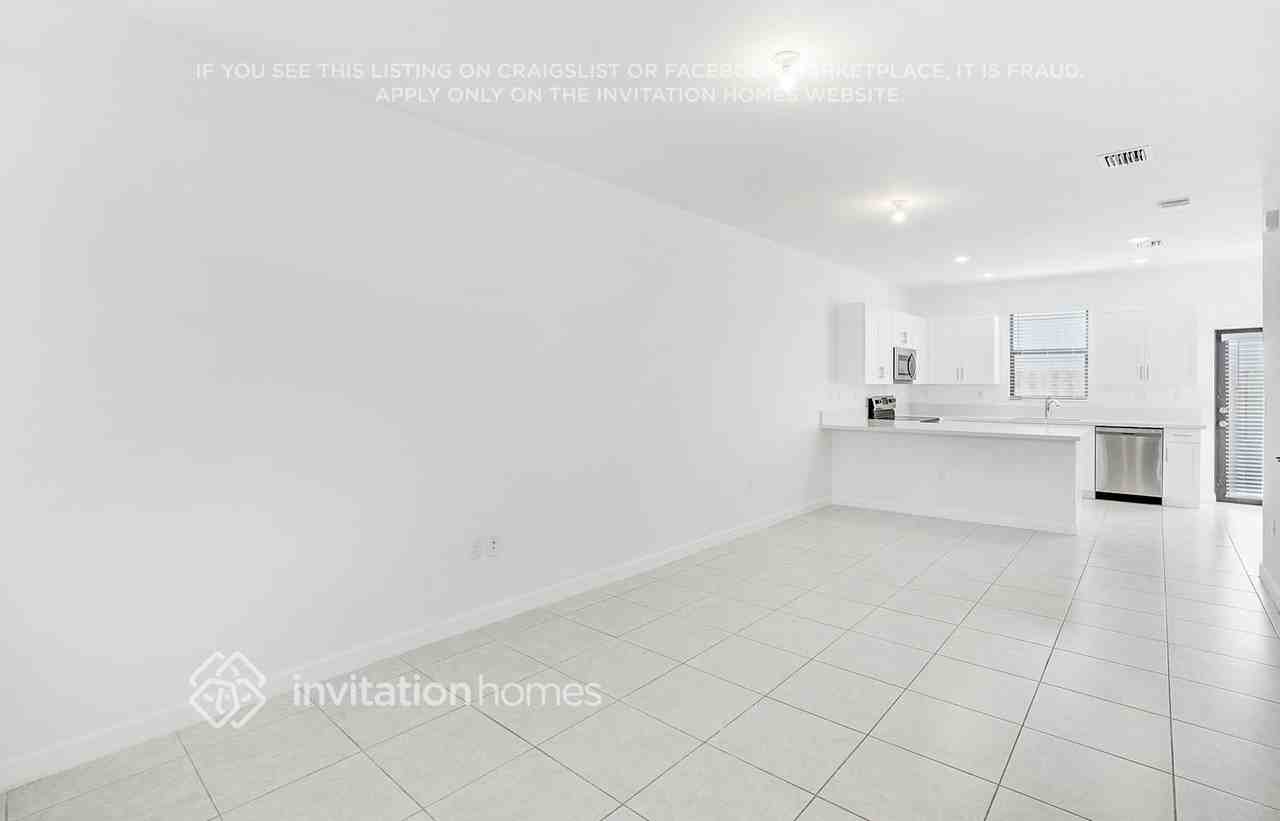 2839 Swterr - Photo 4 of 23