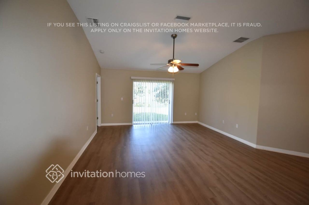 7205 Royal George Ct - Photo 7 of 21