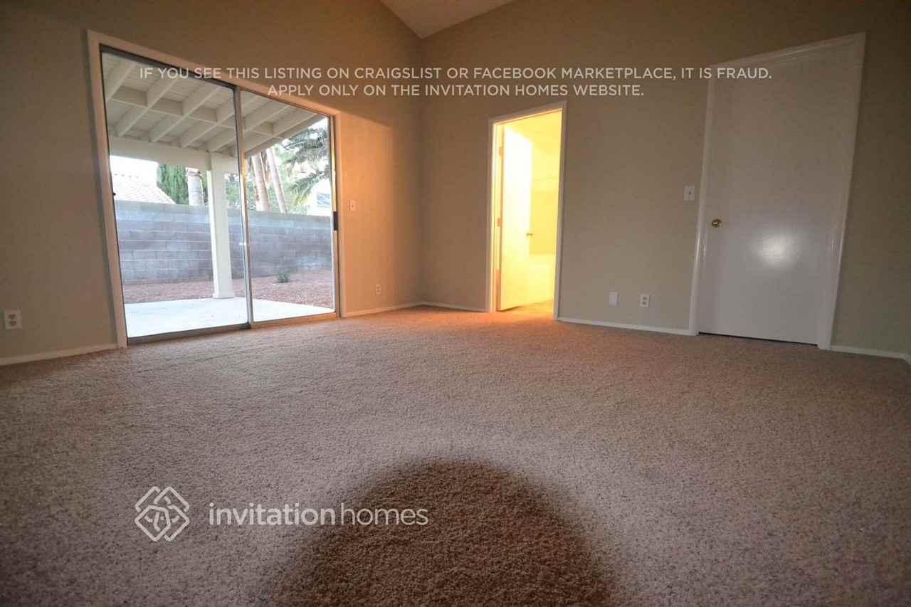 941 Chaps Cir - Photo 5 of 12