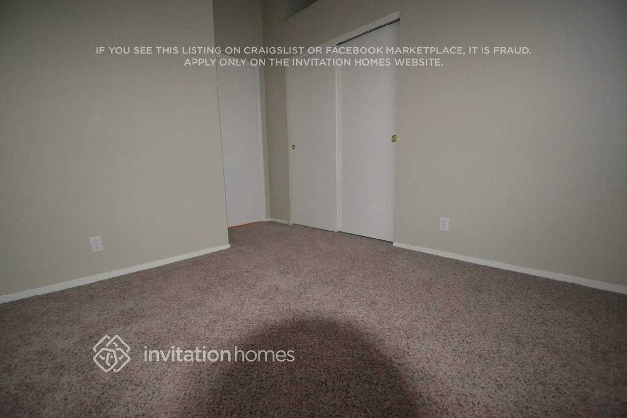 941 Chaps Cir - Photo 7 of 12