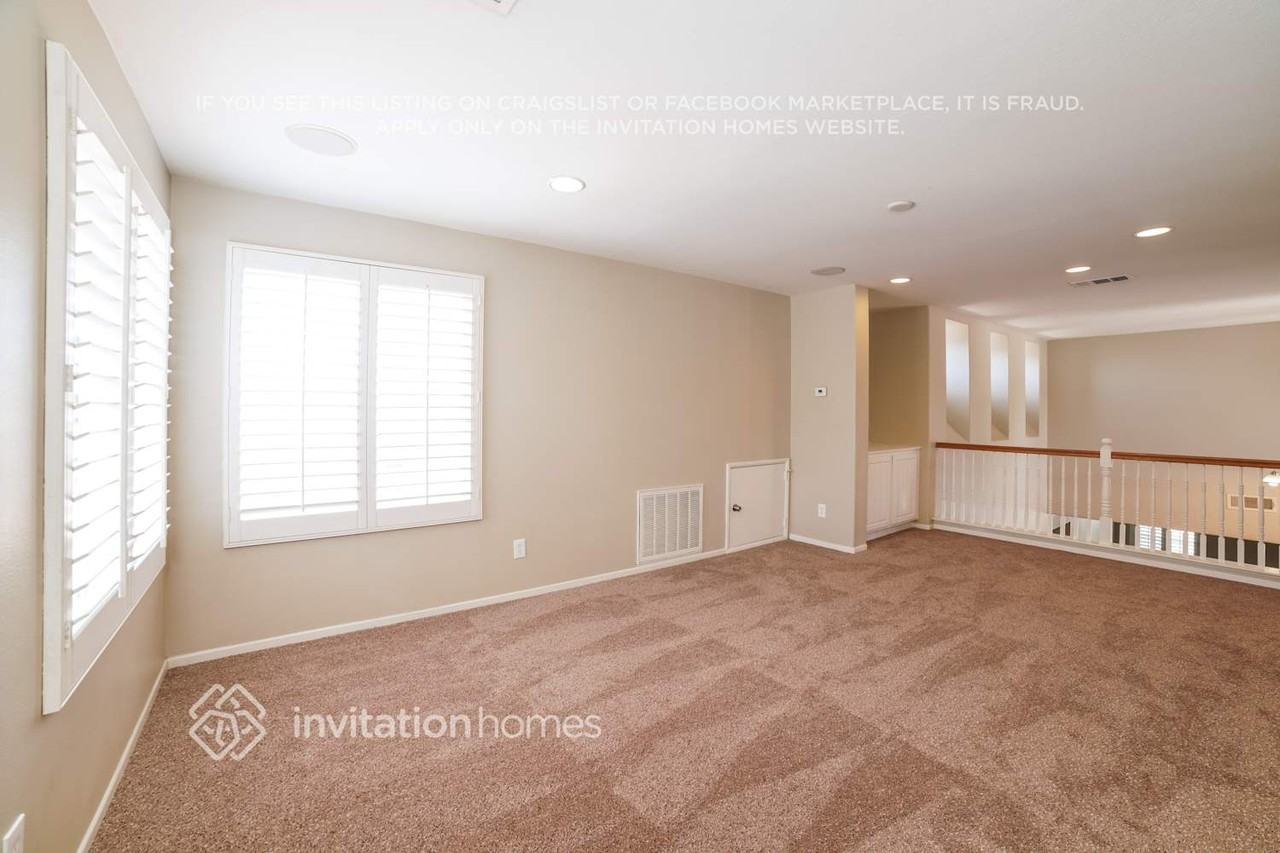 32317 Shallot Ct - Photo 4 of 8
