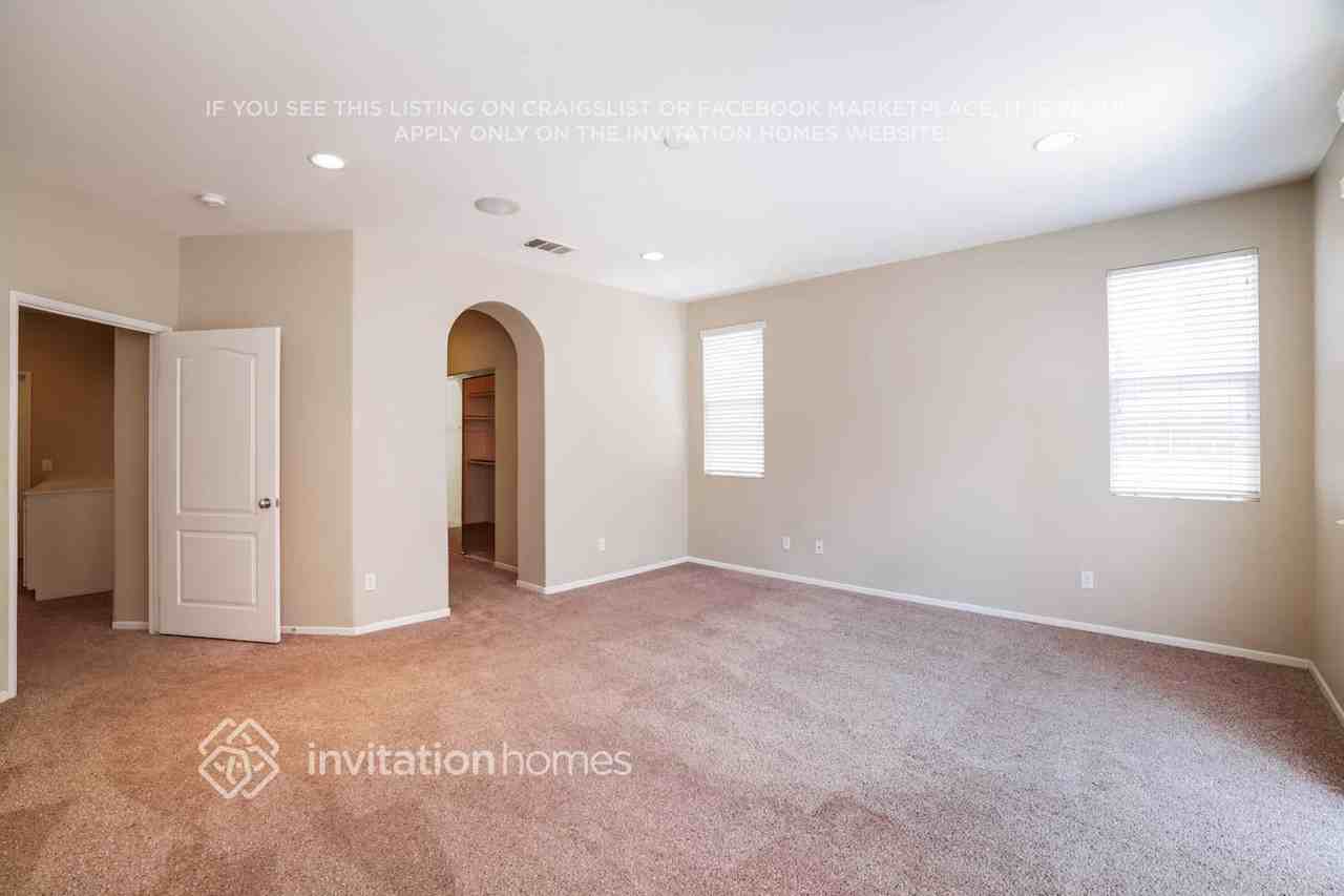 32317 Shallot Ct - Photo 5 of 8
