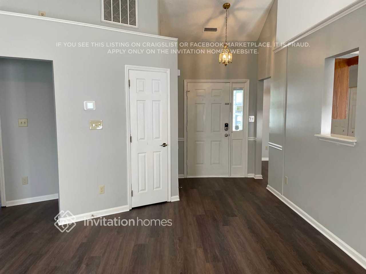 14515 Smith Rd - Photo 2 of 12