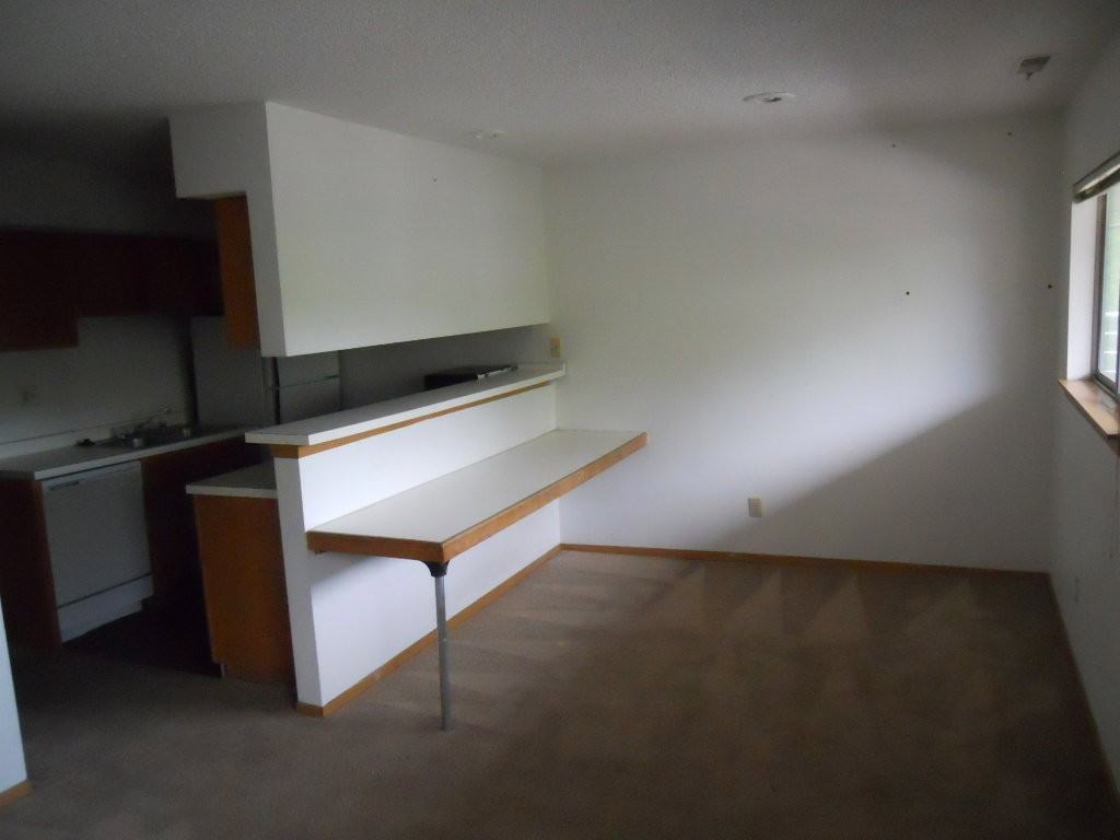 1314 Kentucky St #10 - Photo 3 of 8