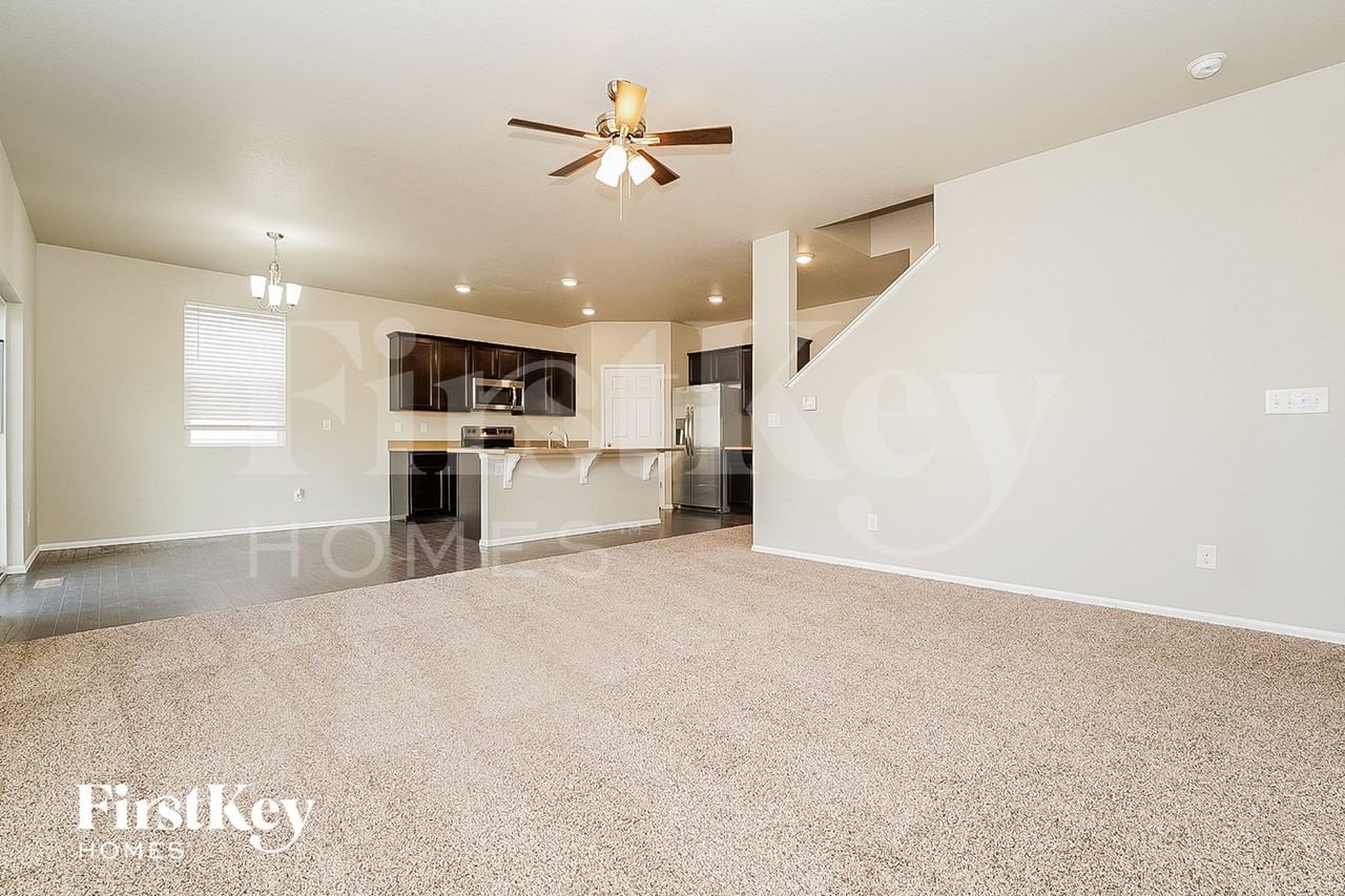 2349 Shipman St - Photo 3 of 15
