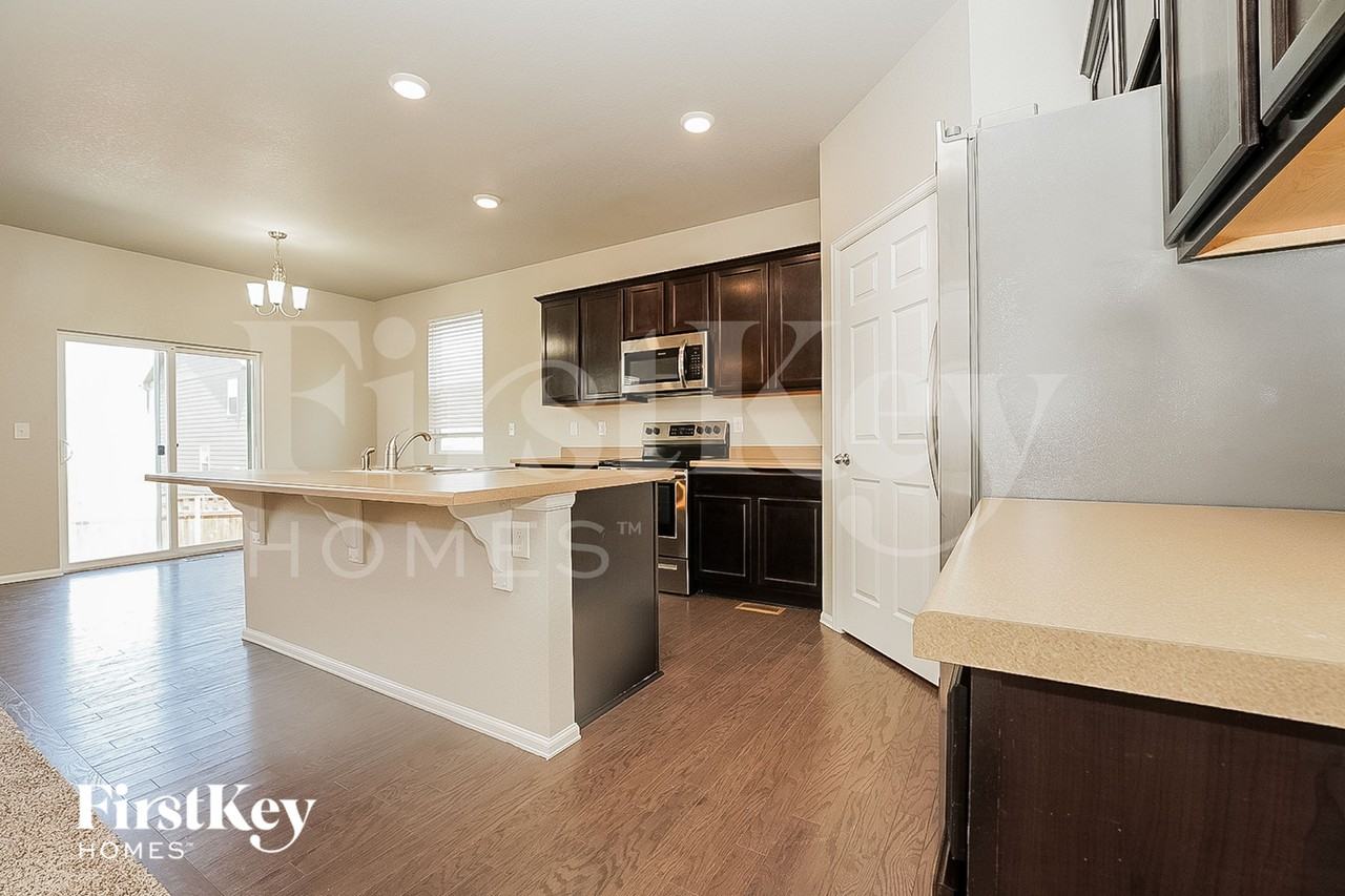 2349 Shipman St - Photo 5 of 15