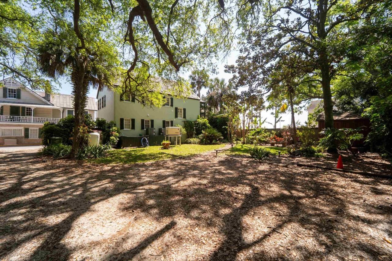76 Marine St - Photo 4 of 44