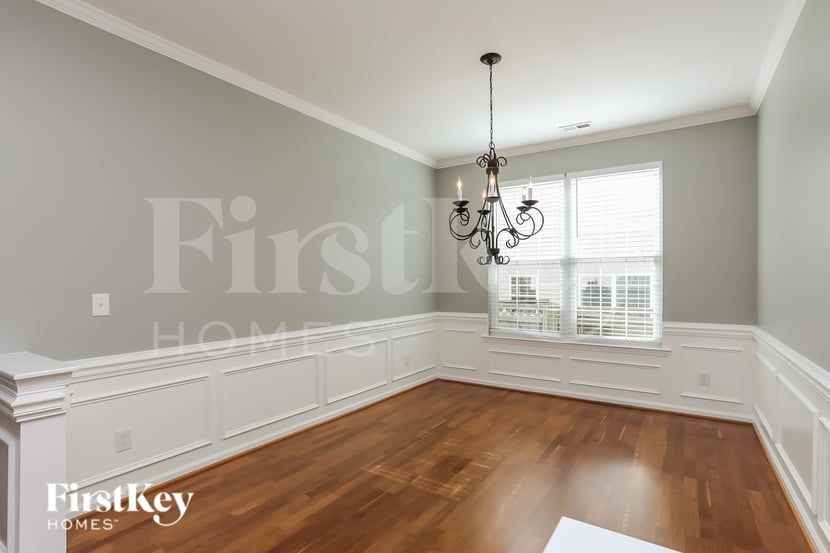 2114 Feather Ridge Dr - Photo 5 of 15