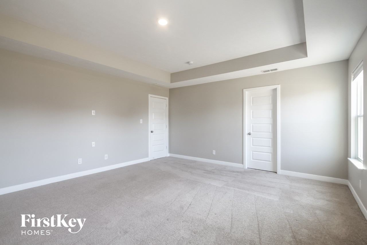 4192 Lauder Rd - Photo 7 of 15