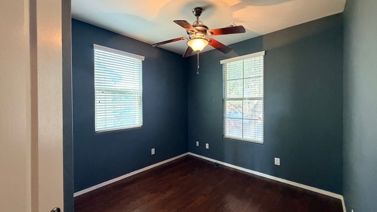2129 S Jacana Ln - Photo 6 of 33