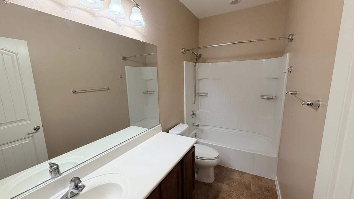40750 W Colby Dr - Photo 3 of 24