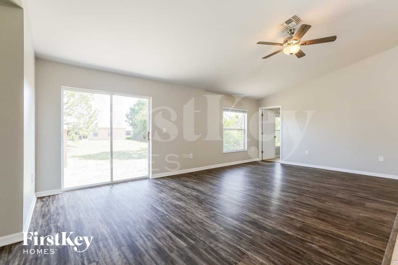 5404 2nd St W - Photo 3 of 16