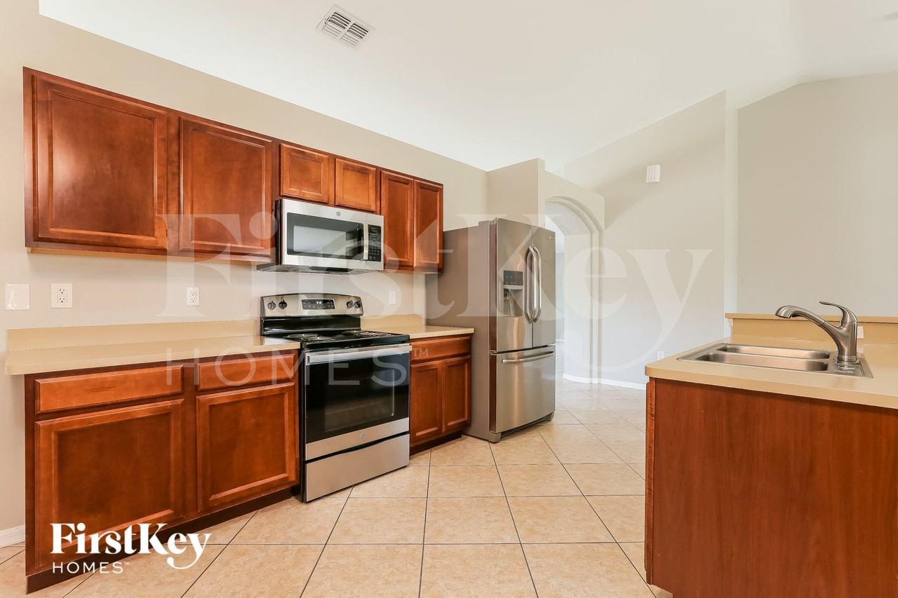5404 2nd St W - Photo 6 of 16