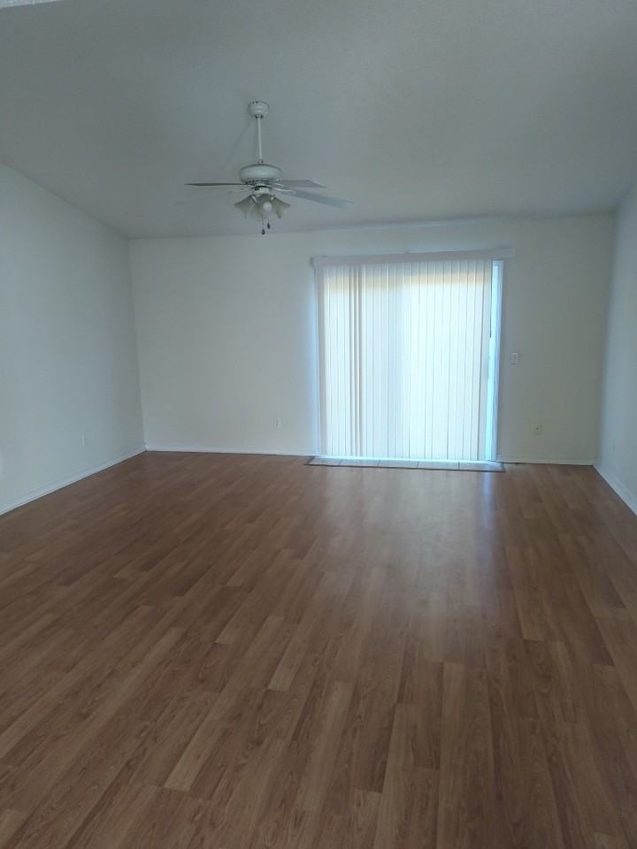 207 Riverchase Blvd - Photo 3 of 13