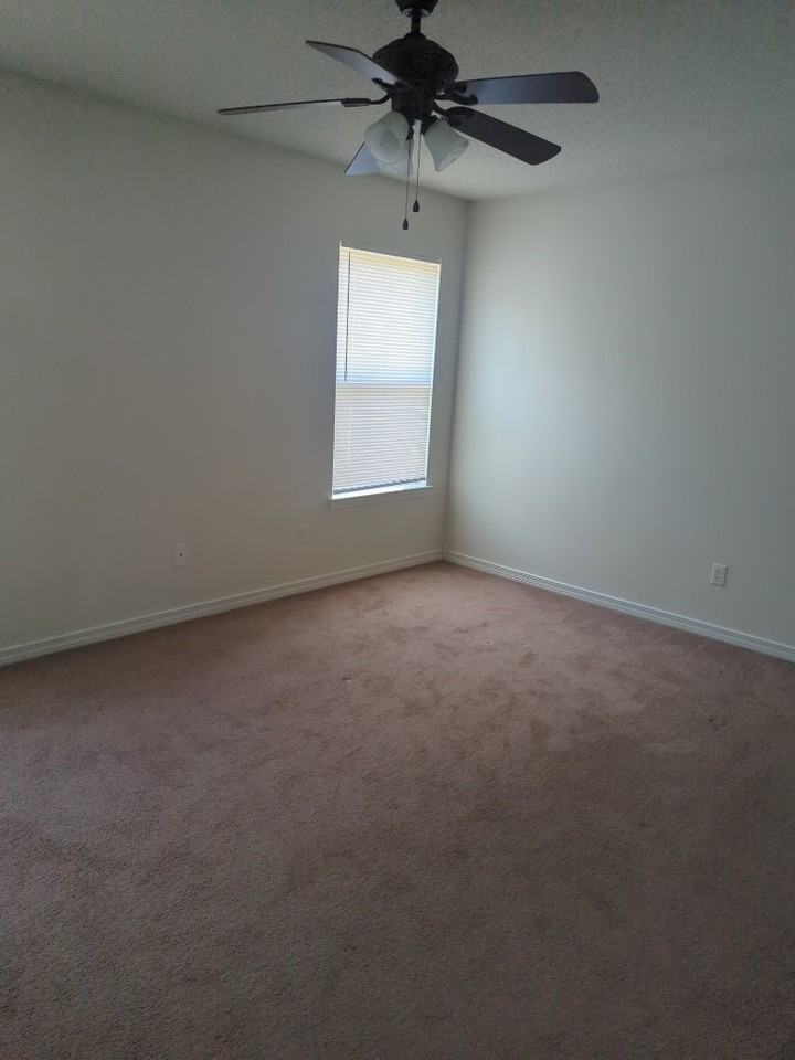 207 Riverchase Blvd - Photo 7 of 13