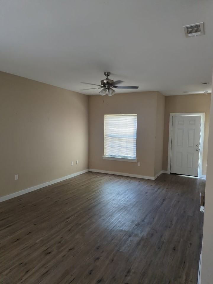 607 E Williams Ave - Photo 4 of 11