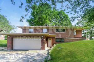 featured image of 5412 E Edgewood Ave